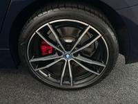 BMW 3 Series Photo 27