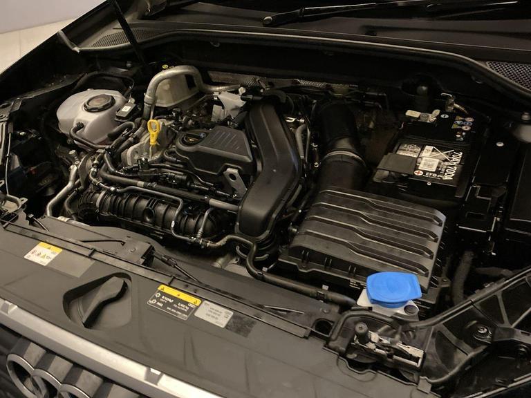 Audi Q2 Photo bsapi-541dca9049646e8db1c27cfe3cb11be30f45459d.jpg
