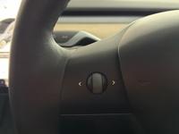 TESLA Model 3 Photo 18