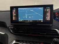 PEUGEOT 5008 Photo 8