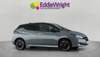 NISSAN LEAF Photo 8