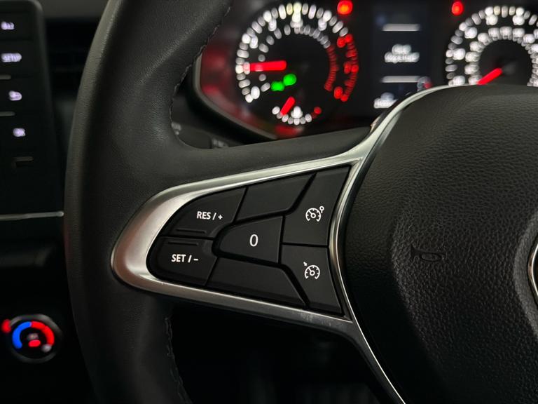 RENAULT Clio Photo bsapi-555df380dea25c559b12b96f9368b5f344a2e1d3.jpg
