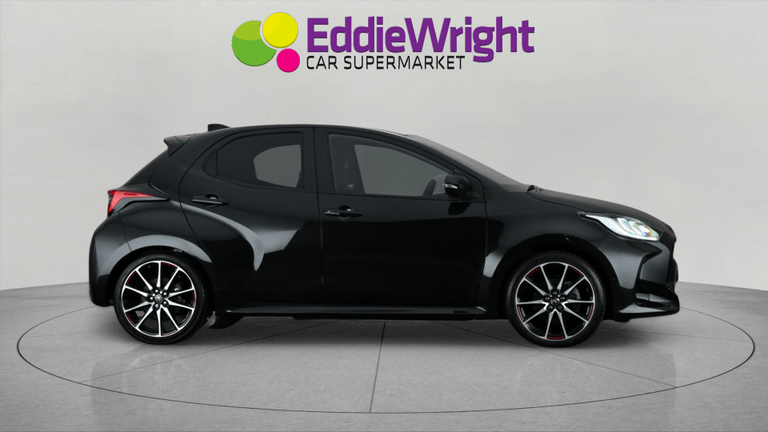 TOYOTA Yaris Photo bsapi-558dbf4e7144f2f946efbb748ca64754dd39745c.jpg