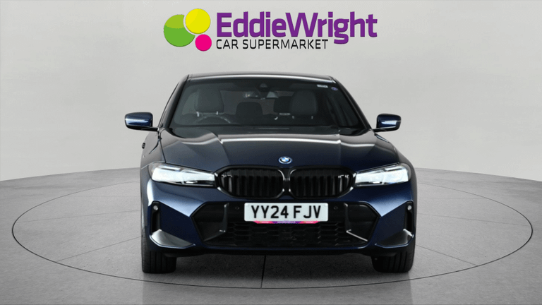 BMW 3 Series Photo bsapi-566edbf4a7273fcffe81428c3bba87cf31599785.jpg
