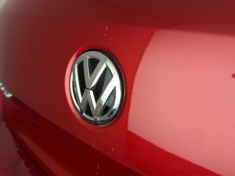 Volkswagen Polo Photo bsapi-5697cb8e82ae1c852b09e81e95e75c132744bf66.jpg