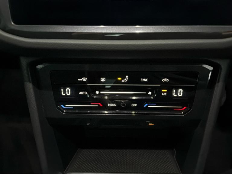 VOLKSWAGEN Tiguan Photo bsapi-56c3a98761680e575eec27aad9d705813a7963e3.jpg