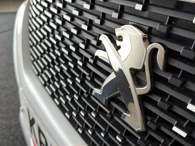 PEUGEOT 2008 Photo bsapi-574cce6c28ce5c94dece92dc79c594fd4f8081d0.jpg