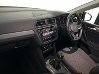 VOLKSWAGEN Tiguan Photo 29