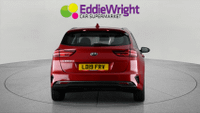 KIA Ceed Photo 5