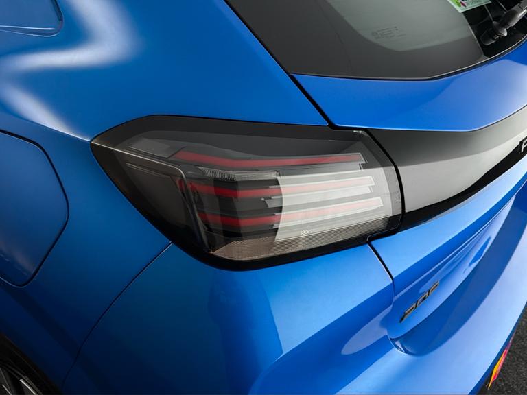 PEUGEOT 208 Photo bsapi-584b1a34cae1229af0a914657a481b91a98a8c46.jpg