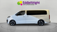 Vauxhall VIVARO LIFE Photo 2