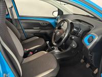 TOYOTA Aygo Photo 9