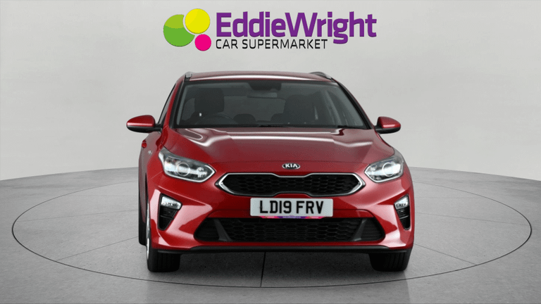 KIA Ceed Photo bsapi-5a1984068111dce2aa48c4b2656bc24d9651952e.jpg