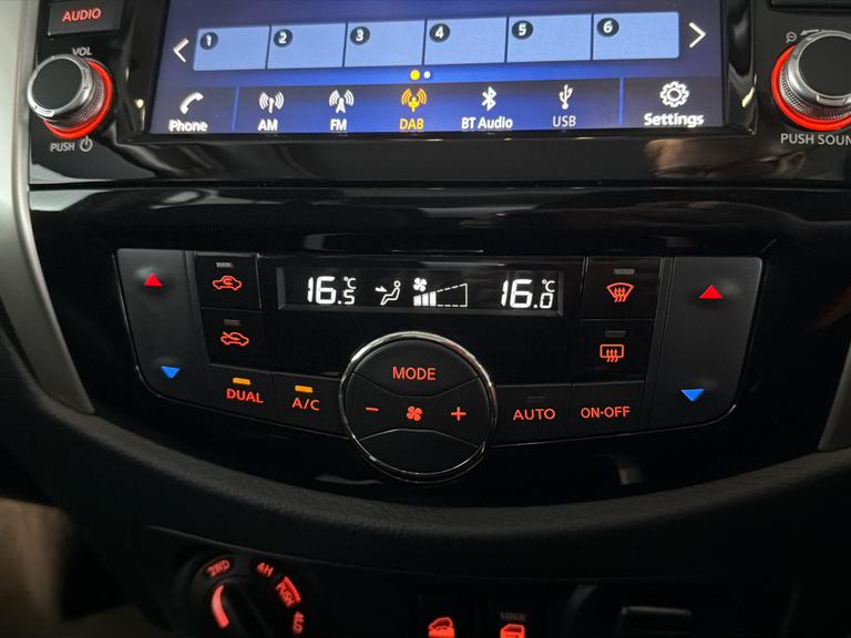 NISSAN Navara Photo bsapi-5a30cbe7b13f34bee69da6f5585a250dbb7fe457.jpg