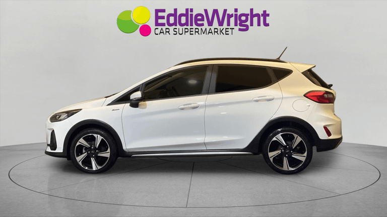 FORD FIESTA Photo bsapi-5a75c12c4885f6d0b6b883c1553a5ec87b6c9e34.jpg