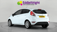 FORD Fiesta Photo 4