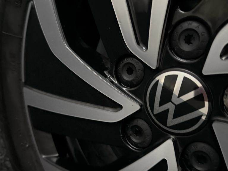 Volkswagen POLO Photo bsapi-5ad073942bf7f24c87e57faaba994e68614f9230.jpg