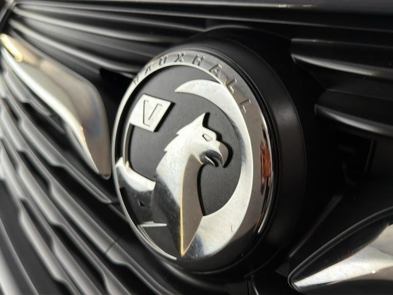 VAUXHALL Grandland X Photo bsapi-5afc5816b15092b1959368be7b457721fdea1320.jpg