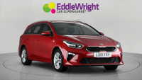 KIA Ceed Photo 0