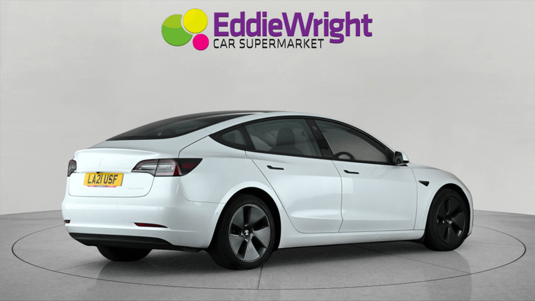TESLA Model 3 Photo bsapi-5b5940748e056acac23f3bb96195949312345940.jpg