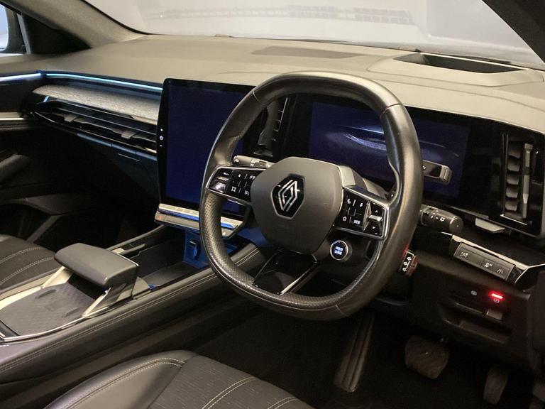 RENAULT AUSTRAL Photo bsapi-5b72644f617f3f3d41b62d1ef5daf23a3ac54cdc.jpg