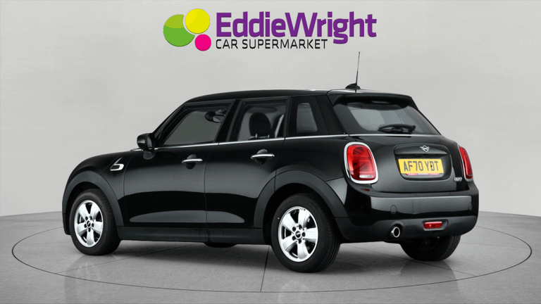 MINI Hatch Photo bsapi-5b884eccdf68db704c18c2e3e944116e6a487c68.jpg