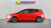 Ford Fiesta Photo 3