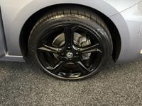 VAUXHALL Corsa Photo 8