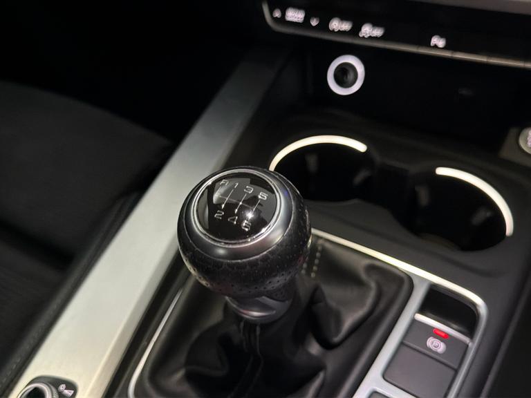 AUDI A4 Photo bsapi-5c67942614d97470a55a1b28772823559f48eac8.jpg