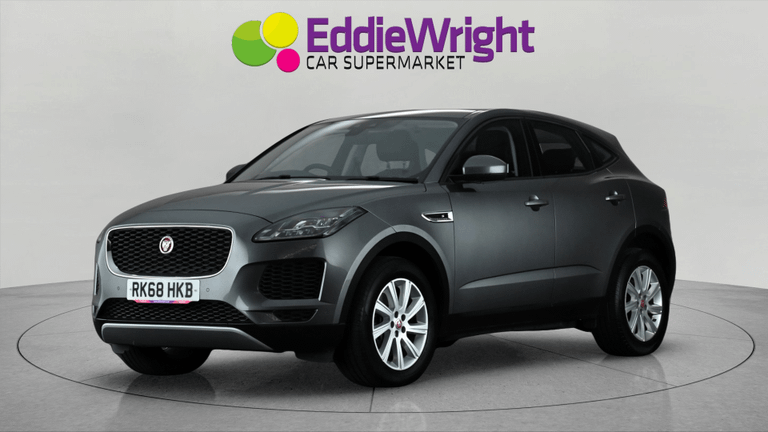 JAGUAR E-PACE Photo bsapi-5d0e46e2029a7ca20d31cdb218c2cf90a67f7ad9.jpg