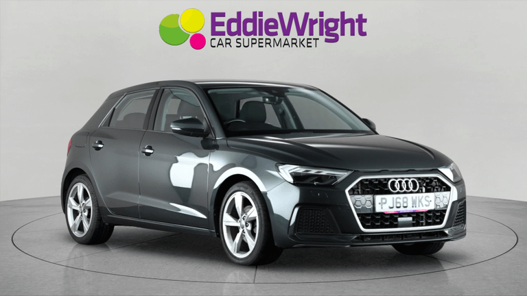 AUDI A1 Photo bsapi-5d414e3cff8587d54ca0ba11b6df3b4f36aba65d.jpg
