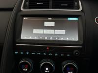 JAGUAR E-PACE Photo 33