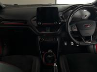 Ford Fiesta Photo 10