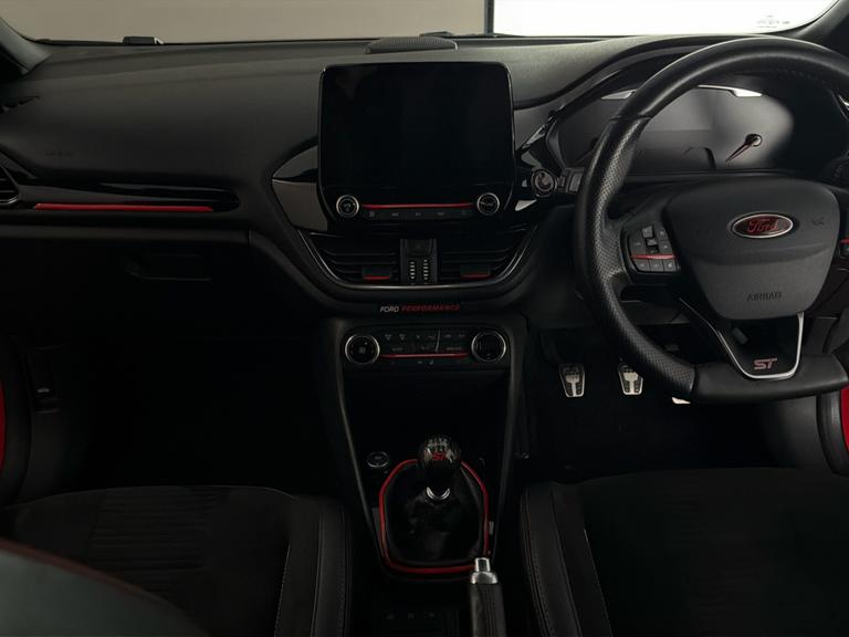 Ford Fiesta Photo bsapi-5eb56b3d58889c9fa188e3b41c9d1a98dbd3cd09.jpg