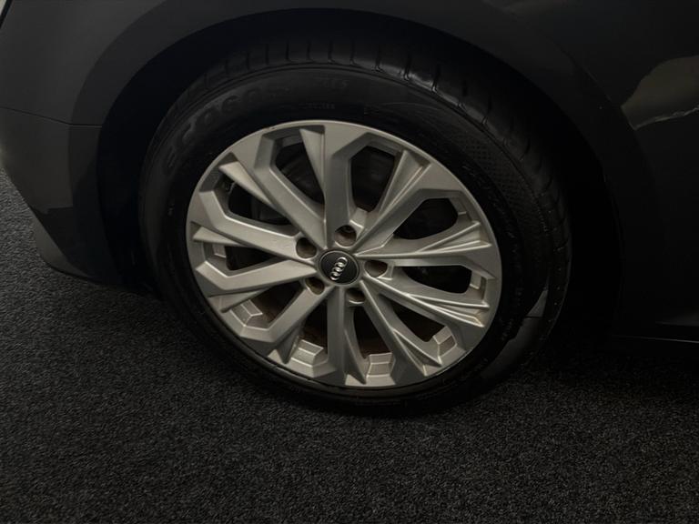 Audi A4 Photo bsapi-5f7c357307e4d535e832151cf9d8d6c0dbfc0cf1.jpg
