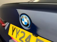 BMW 3 Series Photo 24