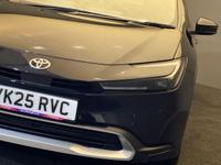 TOYOTA PRIUS Photo 31