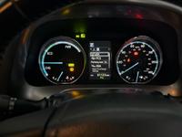 TOYOTA RAV4 Photo 11