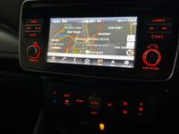 NISSAN LEAF Photo 9