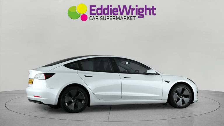 TESLA Model 3 Photo bsapi-629b30b62feecf23d4a0a68ad63172a4c48216c2.jpg
