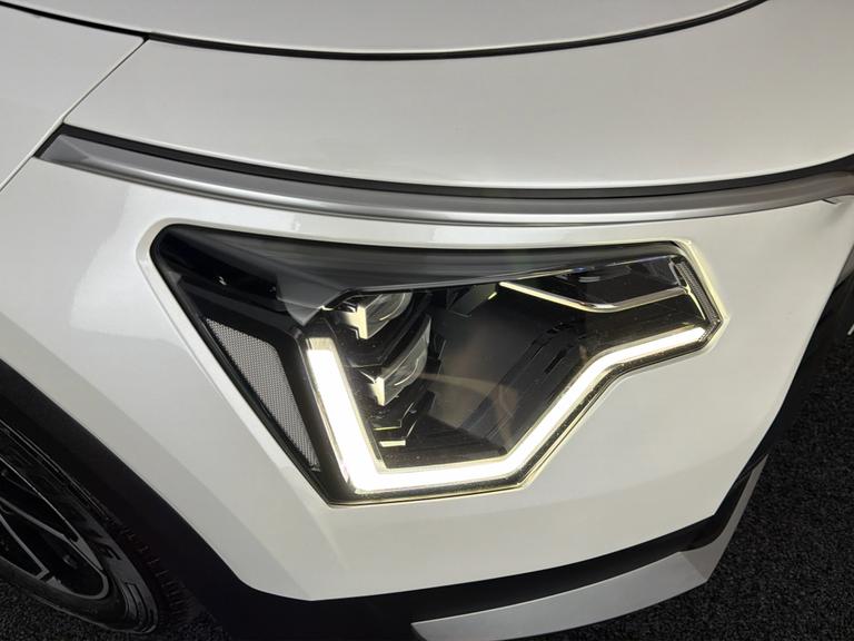 Kia NIRO Photo bsapi-647c897e1e76fd525faead042ded45d9c3eac0df.jpg