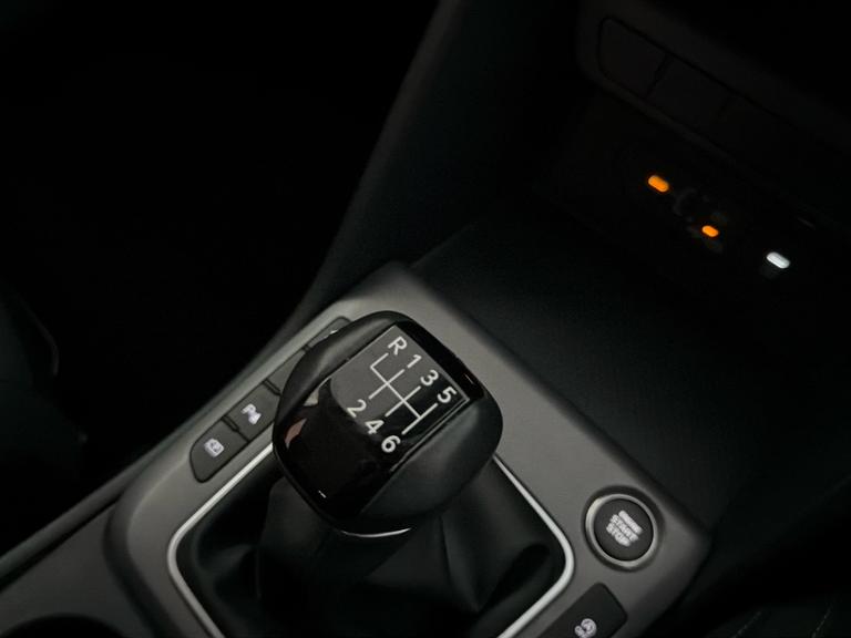 Kia SPORTAGE Photo bsapi-64f8f50397ec2b62a98c5366f4e97d60672e3462.jpg