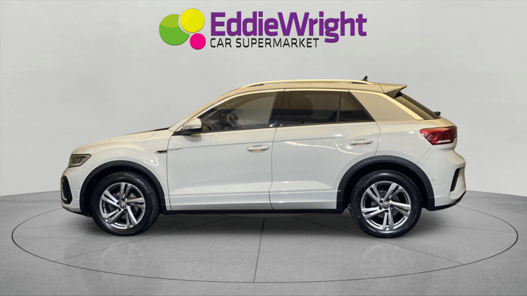 Volkswagen T-ROC Photo bsapi-65f0e0148c44ff0e2df5582e9597cc90c4d4f2cf.jpg
