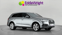 AUDI Q7 Photo 7