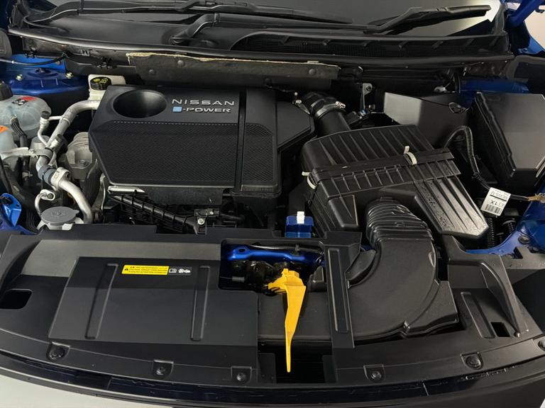 NISSAN Qashqai Photo bsapi-66bd250e5c0c9bb70e3e68db4cd227f1e0382855.jpg