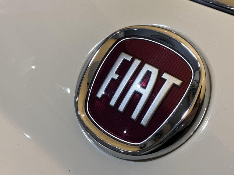 Fiat 500C Photo bsapi-66d1e6d2585697c5da6277bee2c1482a85f5bb4e.jpg