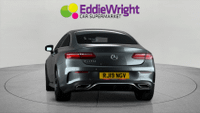 Mercedes-Benz E Class Photo 5