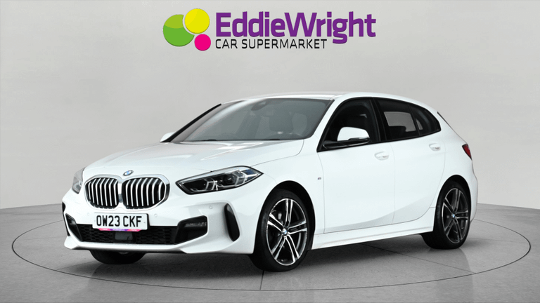 BMW 1 Series Photo bsapi-681b428687e2bf96ec04b9af7820282414b10c0a.jpg