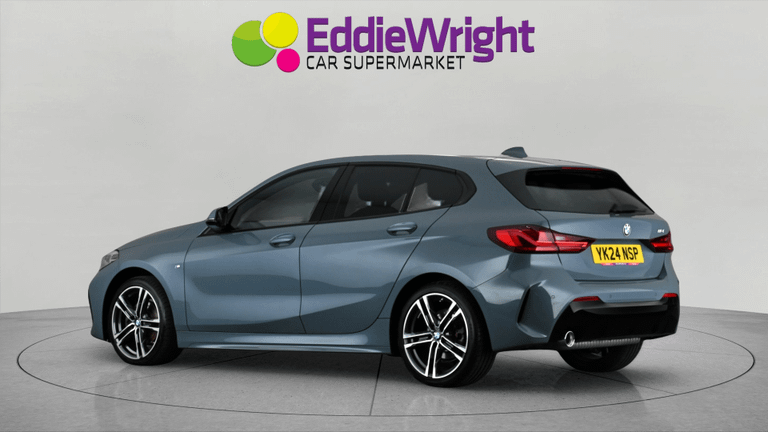 BMW 1 Series Photo bsapi-692ce8ddb425ff4d5966bf5f67a46cc87cb635e8.jpg