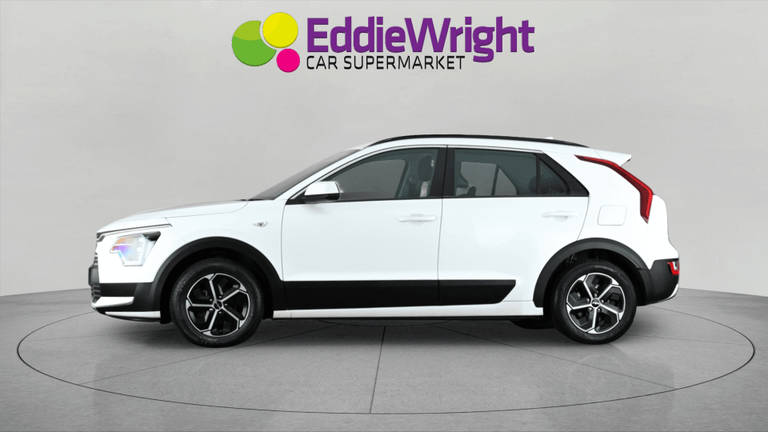 Kia NIRO Photo bsapi-6930d66f51a7a719ae78972e018e06e994381dec.jpg